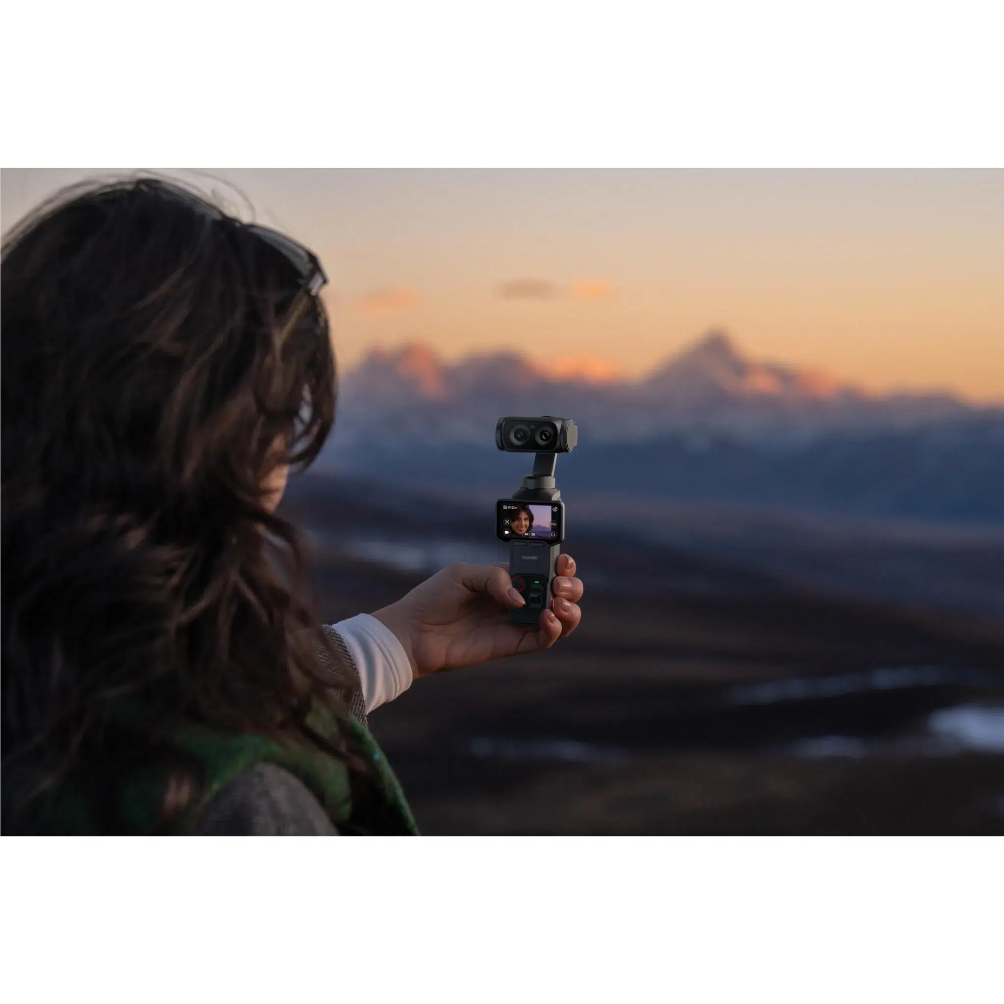 Wynajem Insta360 Luna Ultra Creator Bundle - kamera gimbalowa 8K